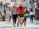Hoe stel ik een rollator af? - HalloVitaal